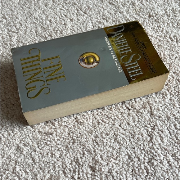 Danielle Steel 'Fine Things' Book - Picture 3 of 3